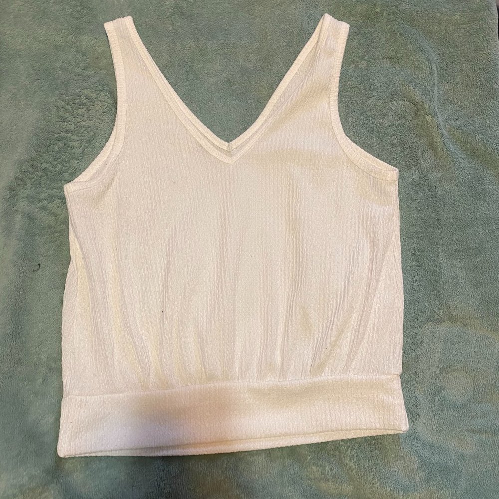 Lightweight casual tank top